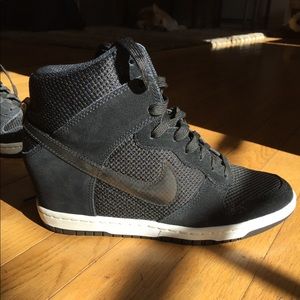 NIKE DUNK SKY HI - for women